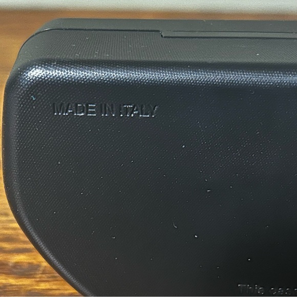 Nike Eyeglass Hard Shell Case Just Do It Swoosh - Picture 4 of 5